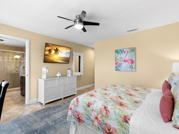 Exquisite Madeira Beach Vacation Rental